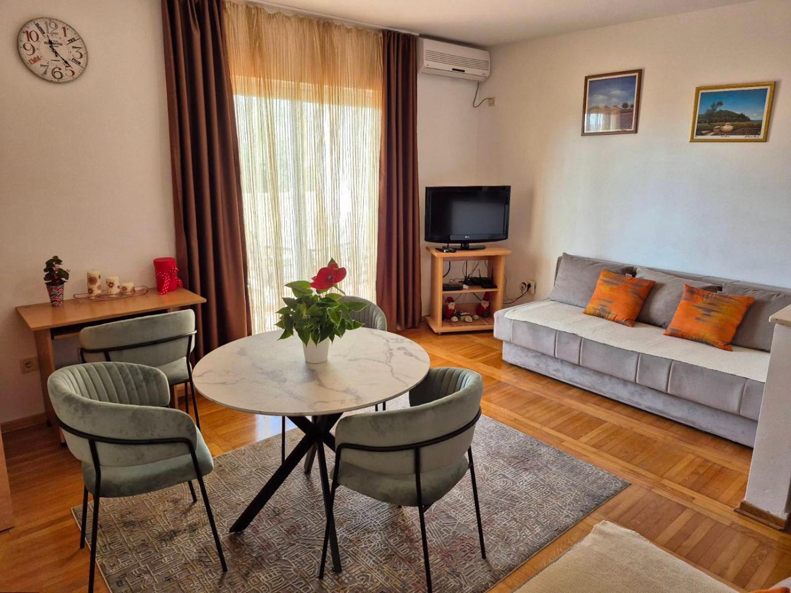 One Bedroom Apartment Ljilja Sveti Stefan Exterior photo